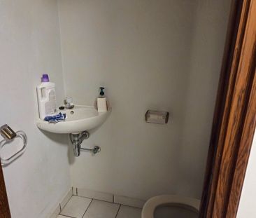 Gelijkvloers appartement vlakbij het station van Testelt - Photo 4