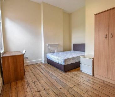 5 bedroom terraced house to rent - Photo 1
