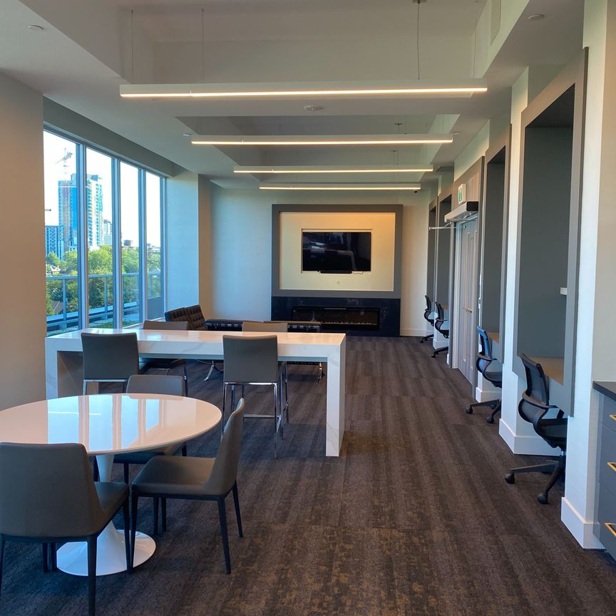 For Lease - 415 Main Street Unit# 714, Hamilton, Ontario - Photo 1