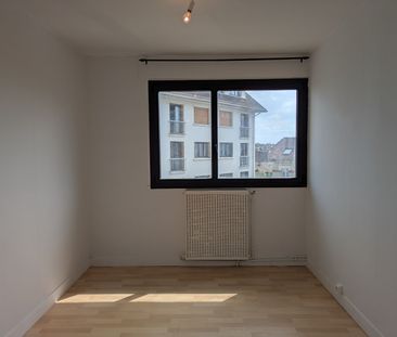 Location Appartement 3 pièces 53m² - Photo 2