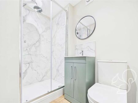 Bespoke 6 Bedroom All en-suite HMO Room 1 - Photo 4