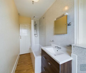 Crescent Mansions, Mount Radford Crescent, Exeter, Devon, EX2 - Photo 5