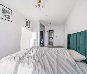 Stratford, Stratford, E15 - Photo 3