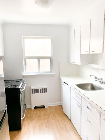 For Lease - 2846 Bloor Street Unit# 1B, Toronto, Ontario - Photo 5