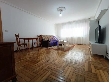 Piso de alquiler en Sardoma - Castrelos - Photo 2