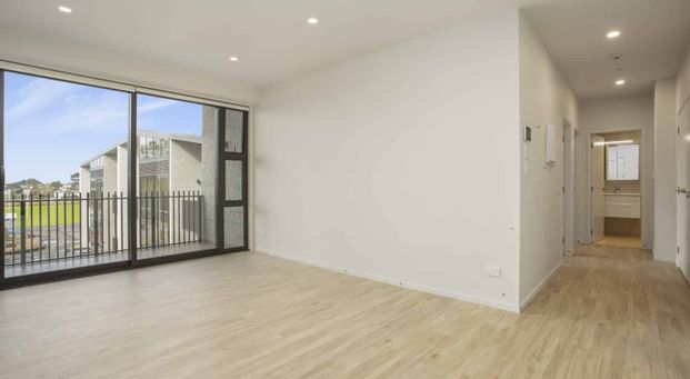 201/165 Lake Road, Northcote - Photo 1