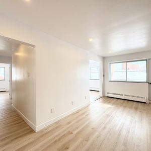Très Grand Et Bel Appartement à Louer - Photo 2