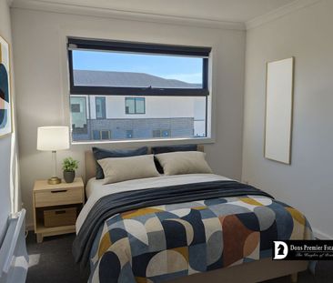 31 , Mettle Street, Clyde North, Vic 3978 - Photo 1