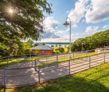 For Lease - 47 Burlington Street, Hamilton, Ontario - Photo 2