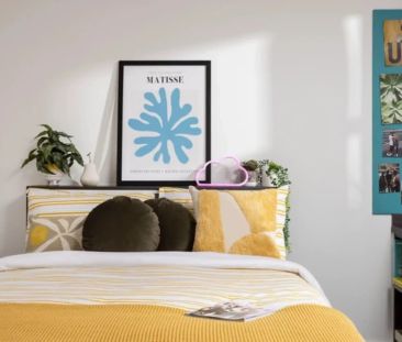 Extra Large High Double Ensuite - Photo 1