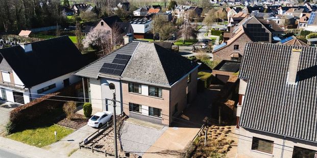 Woning te huur in Erwetegem voor € 1.100 met 3 slaapkamers - Photo 1