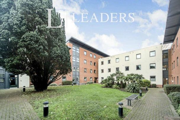 Jevington Court, Welkin Hall, Eastbourne, East Sussex, BN20 - Photo 1