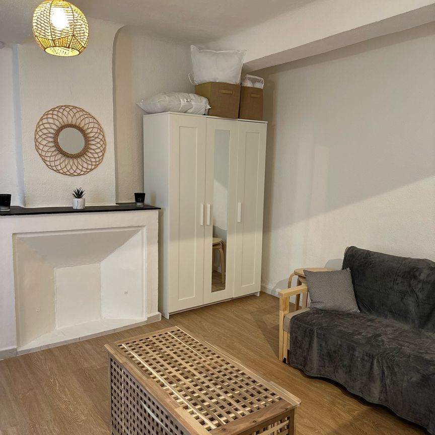 Location Appartement 1 pièce 25m² TOULON 83000 - Photo 1