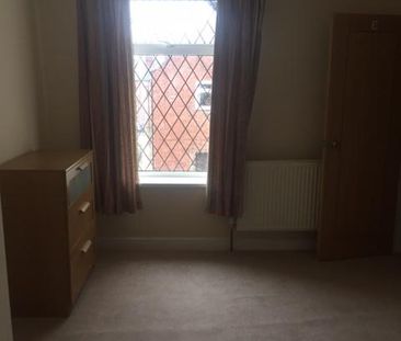 1 bedroom in a house share to rent - Photo 6