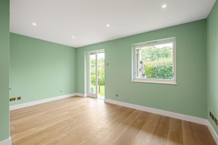 Postern Close, York - Photo 3