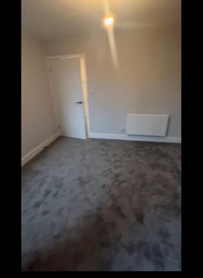 1 Bed Flat, Compass Point, SO16 - Photo 1