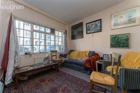 4 bedroom terraced house to rent - Photo 2