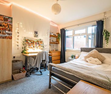 Modernised property in the heart of Cathays - Photo 4