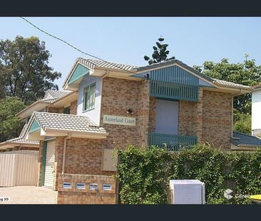 Comfortable 2-Bedroom Townhouse in Convenient Annerley Location - Photo 6