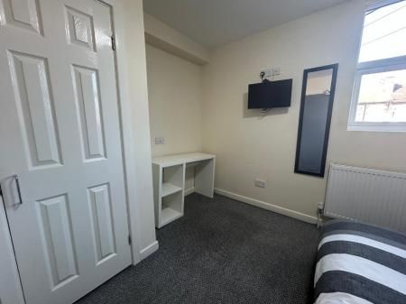 Conway Street, Shelton, Stoke-On-Trent, ST4 - Photo 2