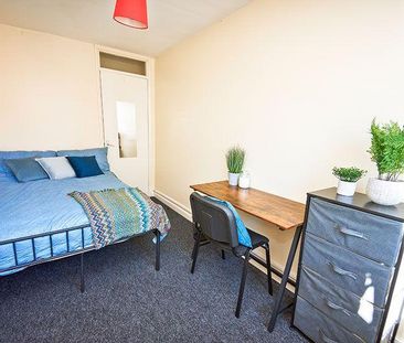 4 bedroom townhouse to rent - Photo 4