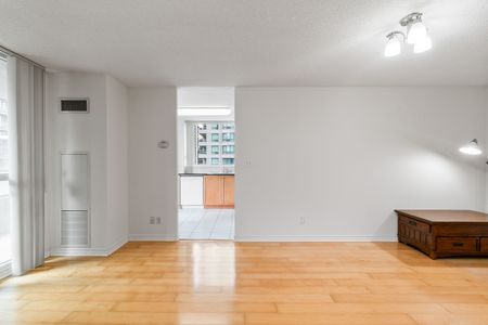 For Lease - 18 Spring Garden Avenue Unit# 802, Toronto, Ontario - Photo 3