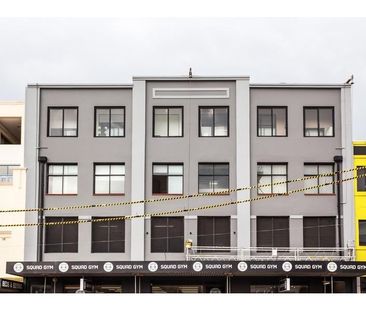 Sun-Filled and Spacious Apartment with Secure Undercover Parking - Photo 4