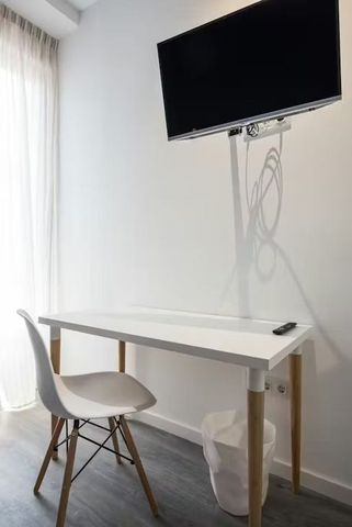 Calle de las Hileras, Madrid, Community of Madrid 28013 - Photo 2