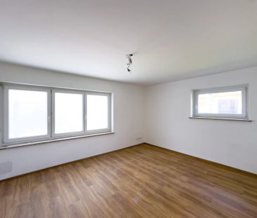 ERSTBEZUG NACH SANIERUNG! TRAUMHAFTE 3-ZIMMER-GARTENWOHNUNG - Photo 3