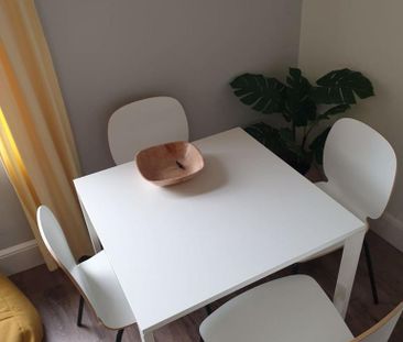 1 bedroom in a house share to rent - Photo 6