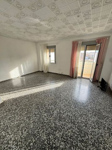 Piso de alquiler en Carretera de Malilla, Malilla - Photo 2