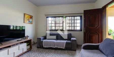 Casa para alugar com 172m², 4 quartos e 4 vagas - Foto 3