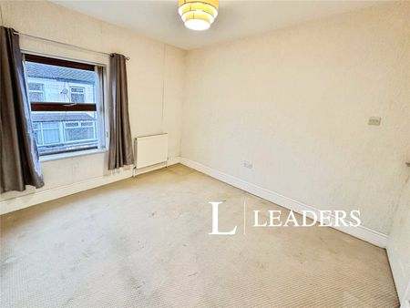 2 bedroom house to rent Oxford Road, Newcastle, Staffordshire, ST5 - Photo 2