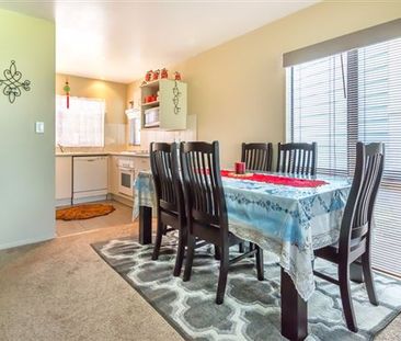 PAPATOETOE, 3 BEDROOMS - Photo 2