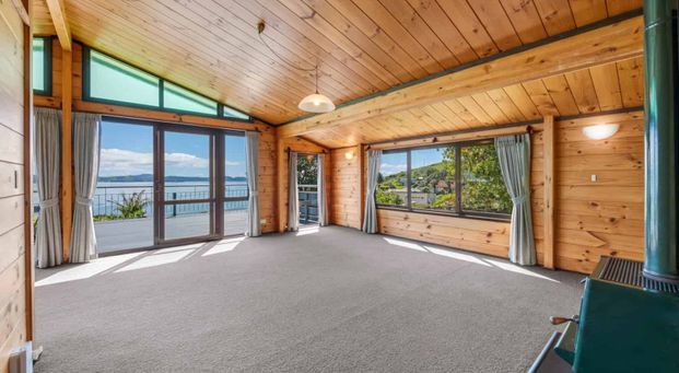 Sunny Lockwood Home with Endless Sea Views – P... - Photo 1