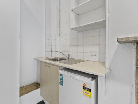 Redfern - Photo 5