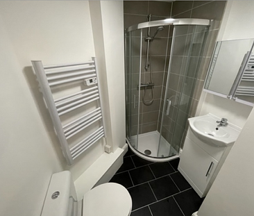 1 Bed Student Accommodation - Photo 6