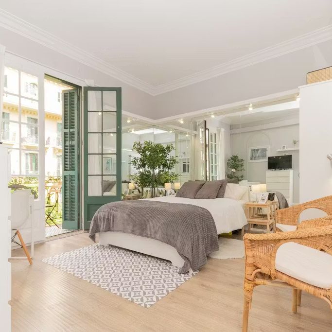 Carrer de Muntaner, Barcelona, Catalonia 08036 - Photo 1