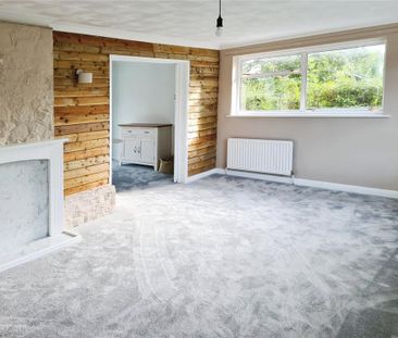 4 bedroom detached house to rent - Photo 2