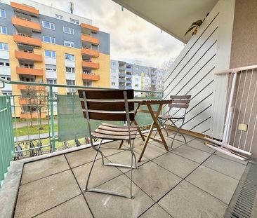 Top Lage - schöne 2-Zi.-Wohnung mit Balkon in der Weststadt - Photo 2