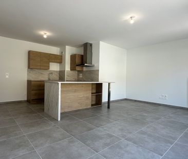 Location Appartement 3 pièces 64m² TREVOUX 01600 - Photo 2