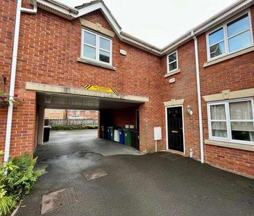 Hutchinson Way, Radcliffe, M26 - Photo 1