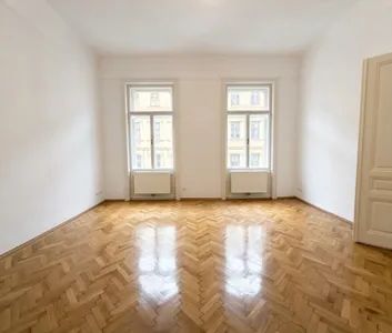 99 m² Altbauwohnung mit großzügigen Räumen in 1060 Wien - Foto 1