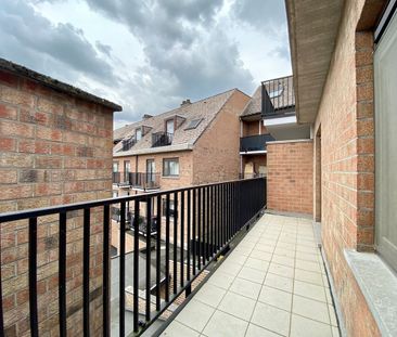 Ruim appartement met terras - Photo 1