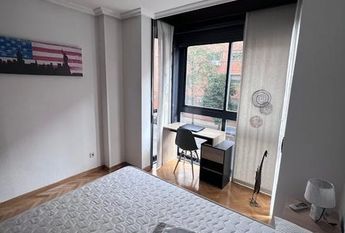 Calle Ladera de los Almendros, Madrid, Community of Madrid 28032