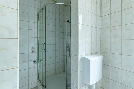 Ihr neues Zuhause in Dölzschen an der Tharandter Straße. Frisch renoviert und mit Vollbad. - Foto 3