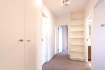 Eton College Road, Chalk Farm, London - Photo 2