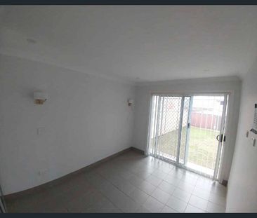 2 Bedrooms Granny Flat near to the Macquarie Fields Station - Photo 1