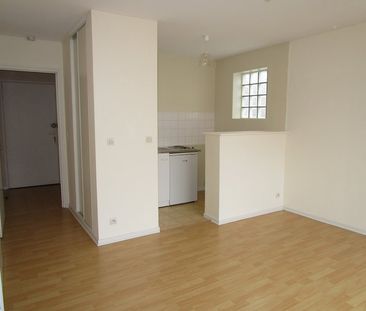 Appartement RUE DU DOCTEUR JACQUINET - Photo 3