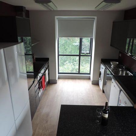 4 bedroom house to rent - Photo 3